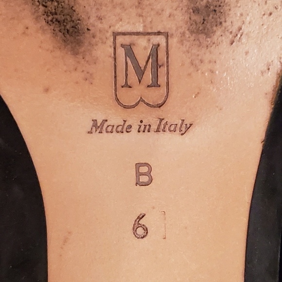 Bruno Magli worn once classic loafers, silver bit - Picture 6 of 8